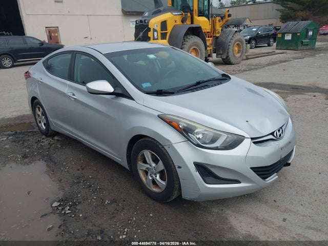 2015 HYUNDAI ELANTRA 5NPDH4AE8FH640707