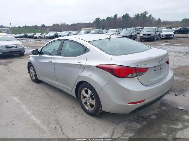 2015 HYUNDAI ELANTRA 5NPDH4AE8FH640707 Photo 2