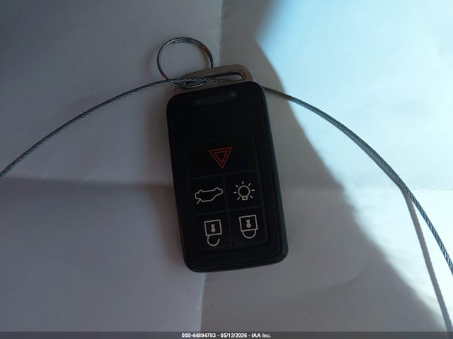 44894783 :رقم المزاد ، YV449MDM0G2811062 vin ، 2016 Volvo Xc60 T6 Drive-e Platinum مزاد بيع