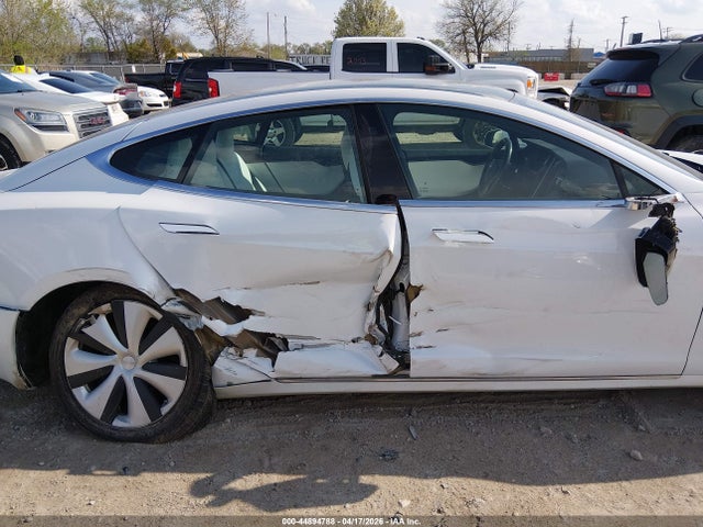 2021 Tesla Model S Long Range Dual Motor All-wheel Drive/long Range Plus Dual Motor All-wheel Drive მანქანა იყიდება აუქციონზე, vin: 5YJSA1E24MF424729, აუქციონის ნომერი: 44894788