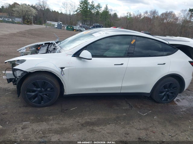 44894817 :رقم المزاد ، 7SAYGDED0SF229710 vin ، 2025 Tesla Model Y Long Range Dual Motor Rear-wheel Drive مزاد بيع