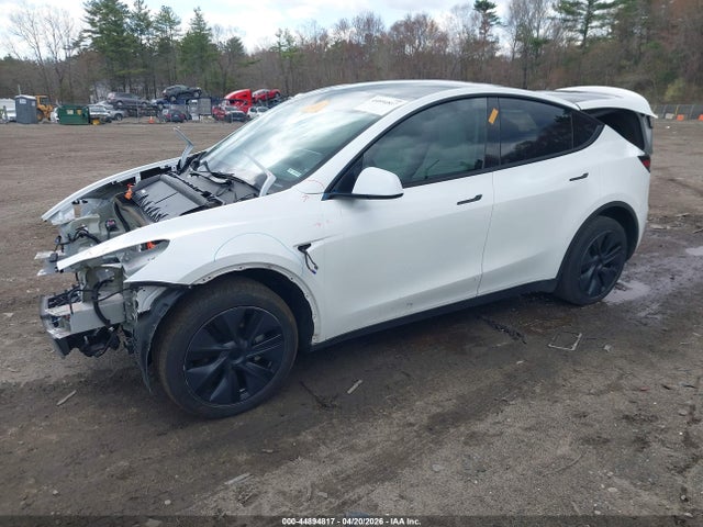 44894817 :رقم المزاد ، 7SAYGDED0SF229710 vin ، 2025 Tesla Model Y Long Range Dual Motor Rear-wheel Drive مزاد بيع