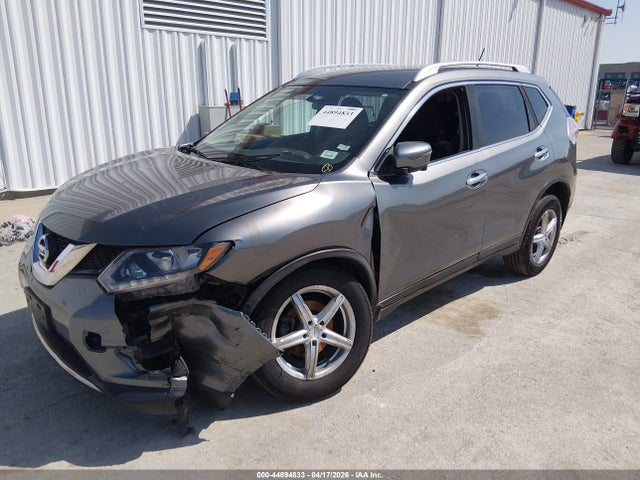 2016 Nissan Rogue Sv მანქანა იყიდება აუქციონზე, vin: JN8AT2MV1GW140647, აუქციონის ნომერი: 44894833