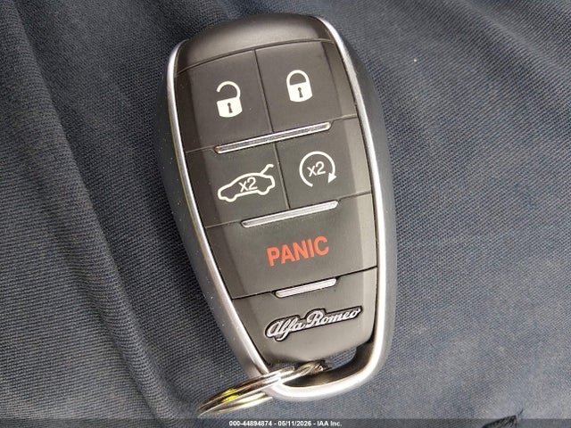 2023 Alfa Romeo Stelvio Veloce Awd მანქანა იყიდება აუქციონზე, vin: ZASPAKBN8P7D53644, აუქციონის ნომერი: 44894874