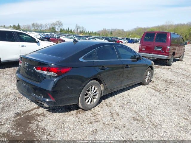 2018 HYUNDAI SONATA 5NPE24AF1JH725279 Photo 3