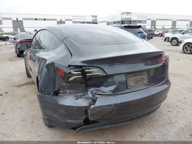 44894879 :رقم المزاد ، 5YJ3E1EB0MF087792 vin ، 2021 Tesla Model 3 Long Range Dual Motor All-wheel Drive مزاد بيع