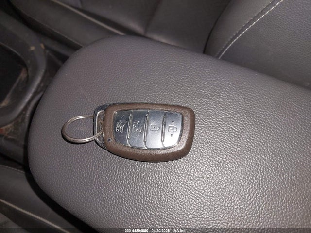 2019 Hyundai Ioniq Hybrid Limited მანქანა იყიდება აუქციონზე, vin: KMHC05LC2KU112242, აუქციონის ნომერი: 44894880