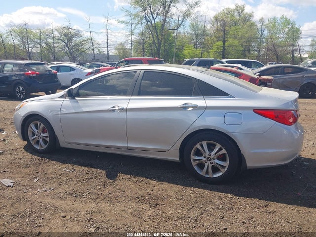 44894913 :رقم المزاد ، 5NPEC4AC7CH323921 vin ، 2012 Hyundai Sonata Limited مزاد بيع