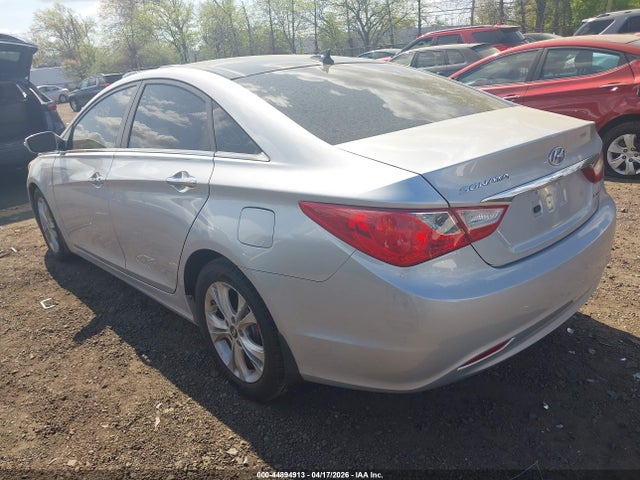 44894913 :رقم المزاد ، 5NPEC4AC7CH323921 vin ، 2012 Hyundai Sonata Limited مزاد بيع