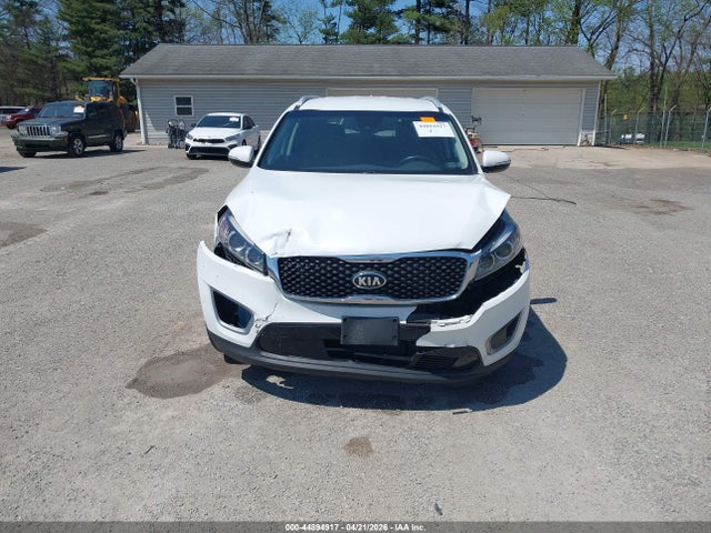 Продажа на аукционе авто 2017 Kia Sorento 2.4l Lx, vin: 5XYPG4A31HG256633, номер лота: 44894917