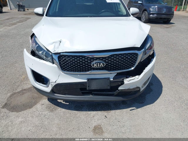 Продажа на аукционе авто 2017 Kia Sorento 2.4l Lx, vin: 5XYPG4A31HG256633, номер лота: 44894917