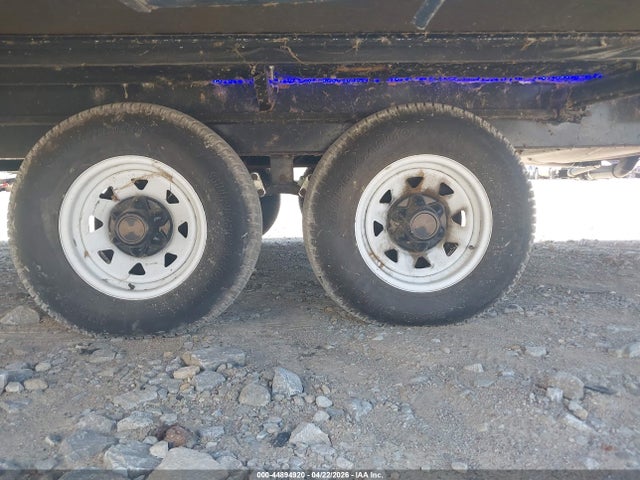 4X4TSMC21J8062984 Forest River Salem