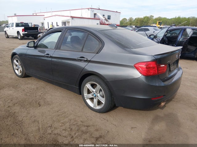 2015 BMW 328I WBA3B5G57FNS19827 Photo 2
