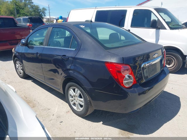 44894966 :رقم المزاد ، 1G1JC5SH5F4178086 vin ، 2015 Chevrolet Sonic Lt Auto مزاد بيع
