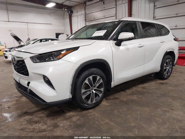 Aukcja sprzedaży 2023 Toyota Highlander Xle, vin: 5TDKDRBH3PS022215, numer aukcji: 44894967