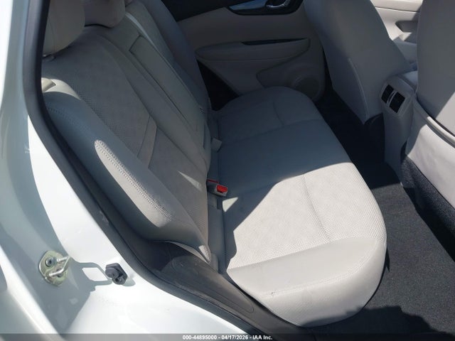 JN1BJ1CR7KW348967 Nissan Rogue Sport Sv