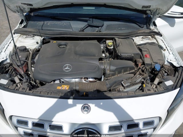 Mercedes-Benz GLA 250 2020 W1NTG4EB7LU040687 Image 10