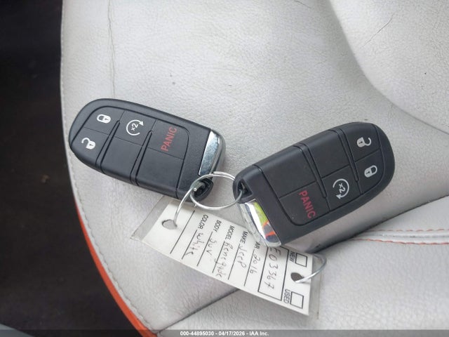 2016 JEEP RENEGADE ZACCJBDTXGPE03367 Photo 10