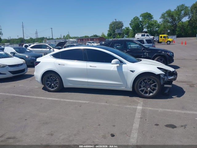 Aukcja sprzedaży 2020 Tesla Model 3 Standard Range Plus Rear-wheel Drive/standard Range Rear-wheel Drive, vin: 5YJ3E1EA6LF799956, numer aukcji: 44895042