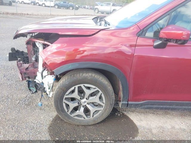 Продаж на аукціоні авто 2024 Subaru Forester Premium, vin: JF2SKADC4RH412693, номер лоту: 44895046