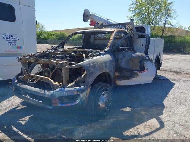 44895056 :رقم المزاد ، 3C7WRNBL8KG531453 vin ، 2019 Ram 5500 Chassis Tradesman/slt مزاد بيع