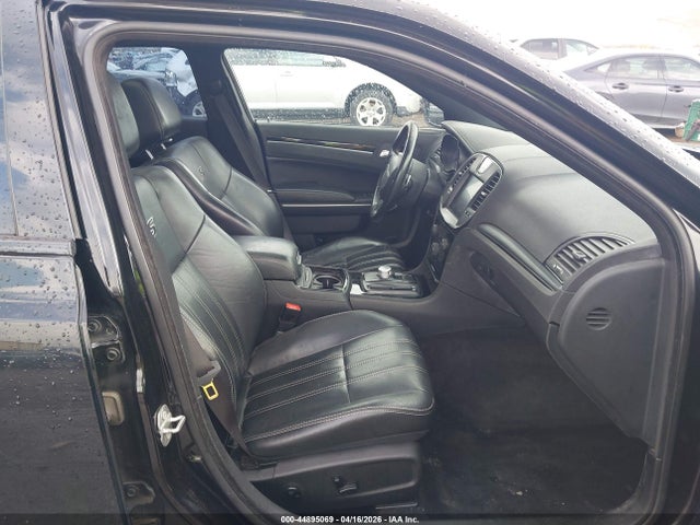 Продажа на аукционе авто 2016 Chrysler 300 S, vin: 2C3CCAGG2GH244191, номер лота: 44895069