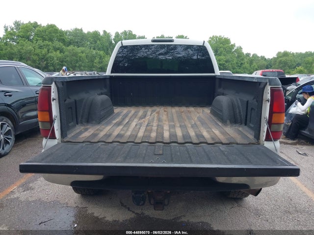 Aukcja sprzedaży 2004 Gmc Sierra 2500hd Sle, vin: 1GTHK23U94F101354, numer aukcji: 44895070