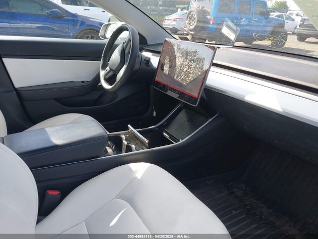 Продаж на аукціоні авто 2020 Tesla Model 3 Long Range Dual Motor All-wheel Drive, vin: 5YJ3E1EBXLF712598, номер лоту: 44895114