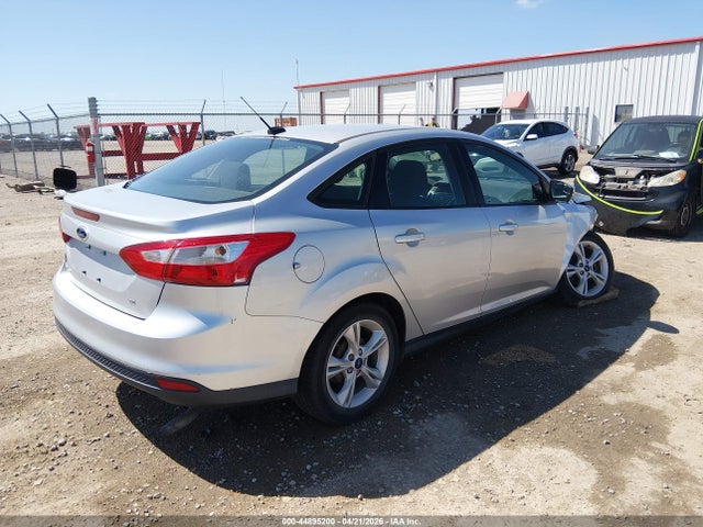 1FADP3F28EL414162 Ford FOCUS SE