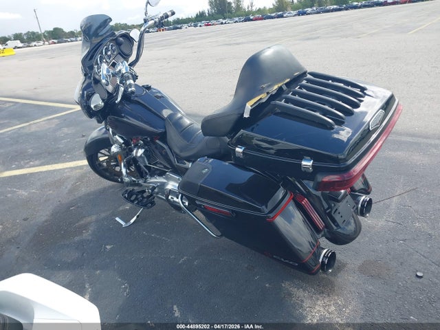 Harley-Davidson FLHXSE 2020 1HD1PXL18LB956931 Image 3