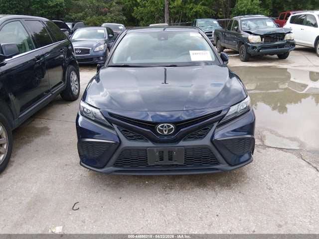 4T1G11AK1MU513415 Toyota CAMRY SE