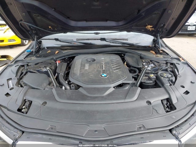 2016 Bmw 740i მანქანა იყიდება აუქციონზე, vin: WBA7E2C56GG546822, აუქციონის ნომერი: 44895251