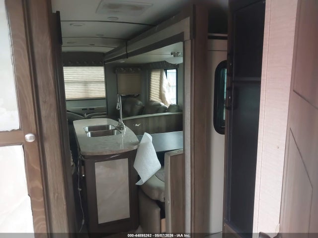 Keystone Rv Other 2017 4YDT30R24HD426980 Image 8