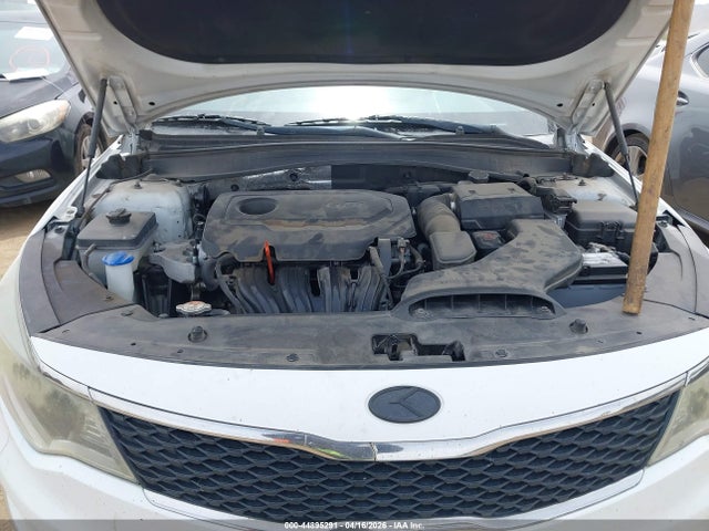 5XXGT4L38JG209635 KIA Optima Lx