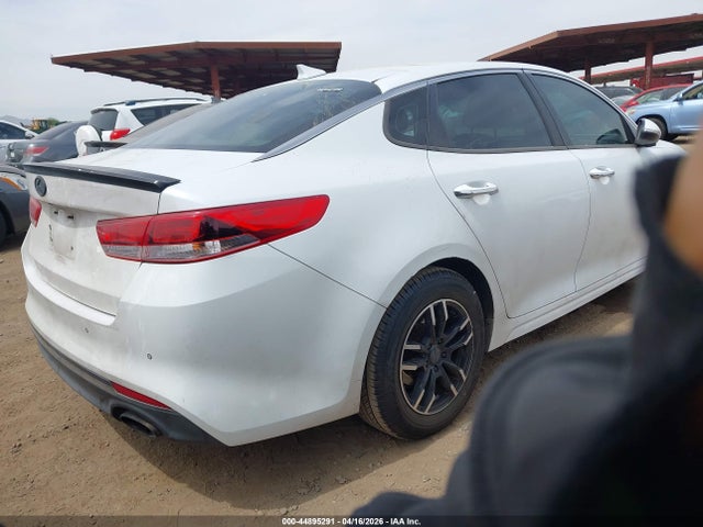 5XXGT4L38JG209635 KIA Optima Lx