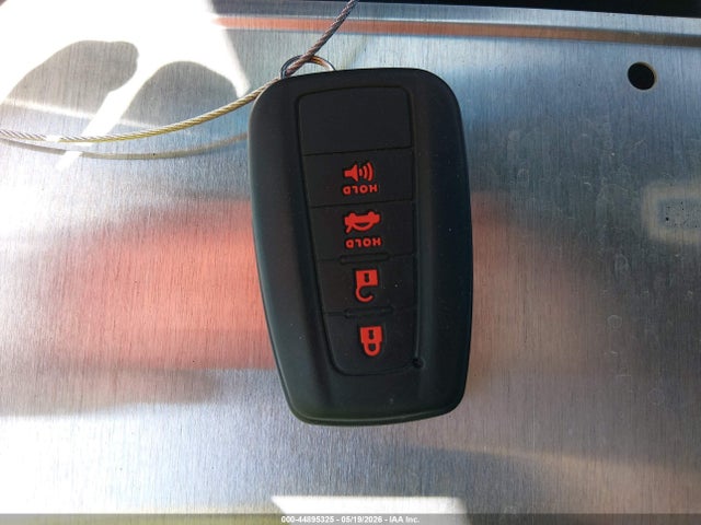 Продажа на аукционе авто 2022 Toyota Avalon Xse Nightshade Hybrid, vin: 4T1EA1AB0NU011097, номер лота: 44895325