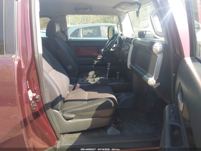 2007 TOYOTA FJ CRUISER JTEBU11F970002325 Photo 4