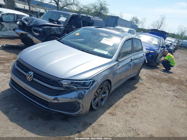 2024 Volkswagen Jetta 1.5t Se მანქანა იყიდება აუქციონზე, vin: 3VW7M7BU2RM020978, აუქციონის ნომერი: 44895339