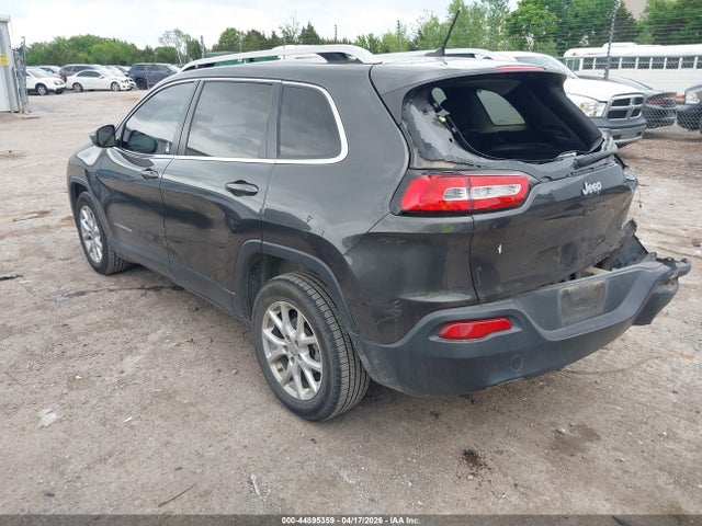 2015 Jeep Cherokee Latitude მანქანა იყიდება აუქციონზე, vin: 1C4PJLCBXFW720423, აუქციონის ნომერი: 44895359