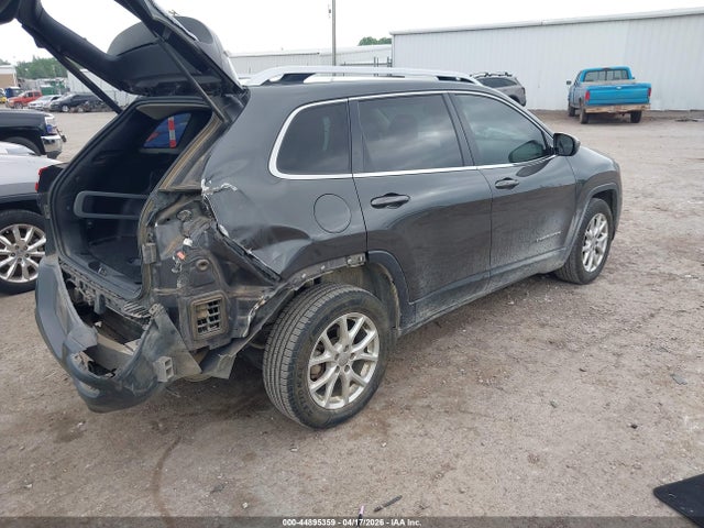 2015 Jeep Cherokee Latitude მანქანა იყიდება აუქციონზე, vin: 1C4PJLCBXFW720423, აუქციონის ნომერი: 44895359