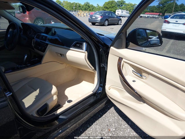 Продажа на аукционе авто 2016 Bmw 320i, vin: WBA8E1G50GNT99885, номер лота: 44895364