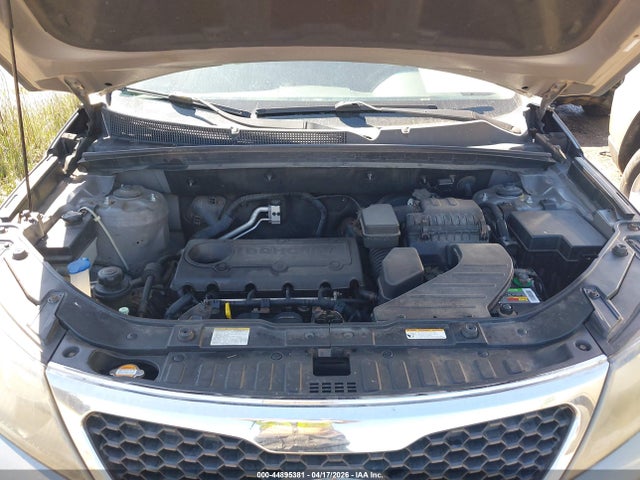 44895381 :رقم المزاد ، 5XYKT3A14BG110815 vin ، 2011 Kia Sorento Lx مزاد بيع