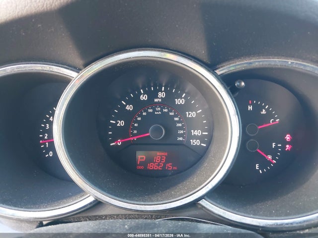 44895381 :رقم المزاد ، 5XYKT3A14BG110815 vin ، 2011 Kia Sorento Lx مزاد بيع