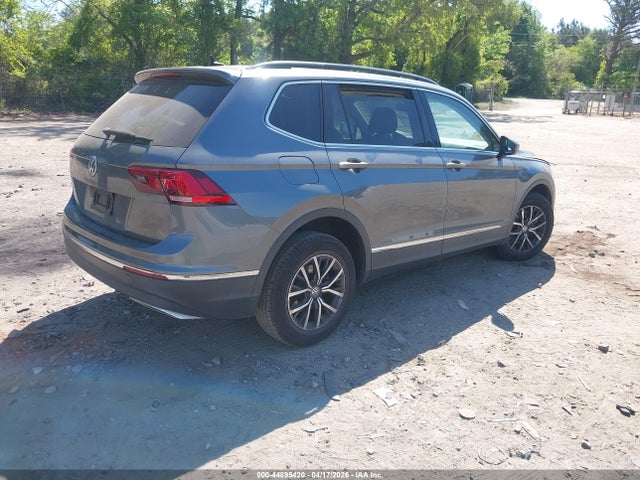 3VV3B7AX1LM081556 Volkswagen Tiguan