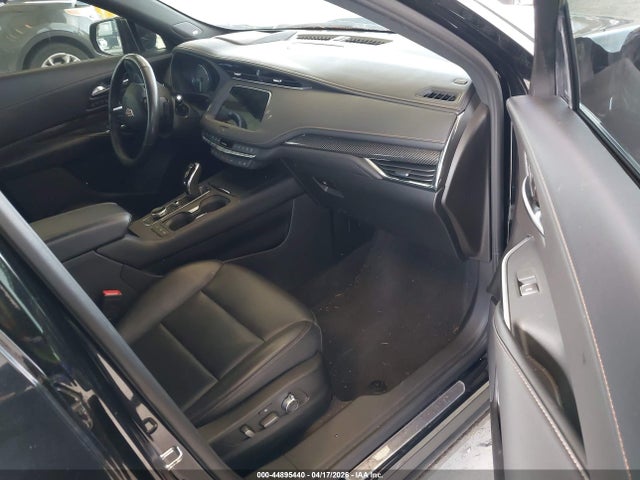 1GYFZFR42NF128098 Cadillac Xt4 Awd Sport