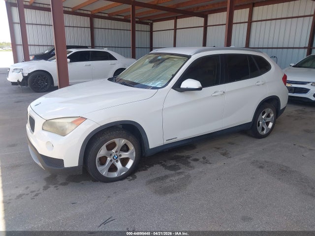 2013 BMW X1 WBAVM1C5XDVW41878 Photo 1