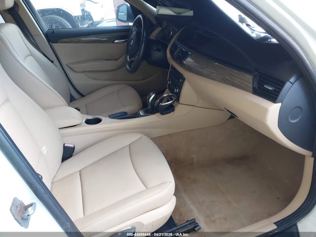 2013 BMW X1 WBAVM1C5XDVW41878 Photo 4