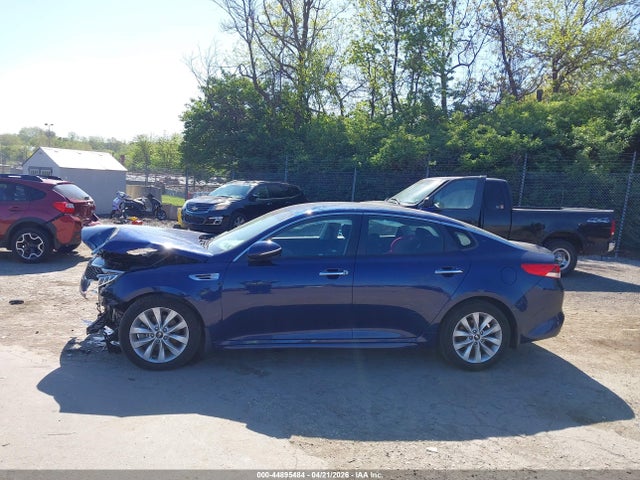5XXGT4L31JG252777 KIA Optima Lx