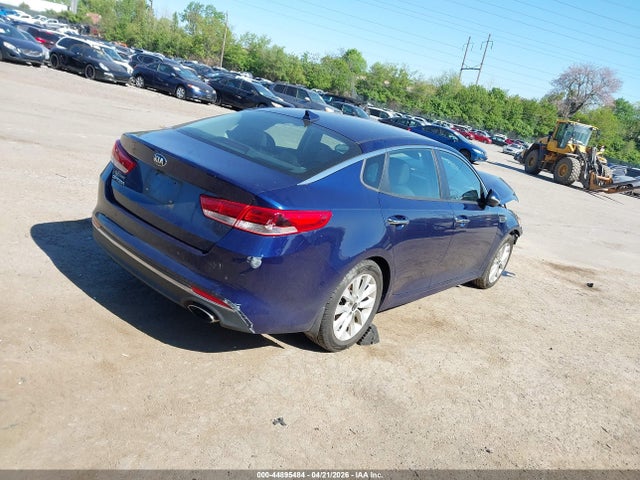 5XXGT4L31JG252777 KIA Optima Lx
