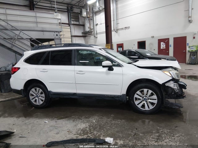 Продаж на аукціоні авто 2015 Subaru Outback 2.5i Premium, vin: 4S4BSACC9F3206936, номер лоту: 44895490